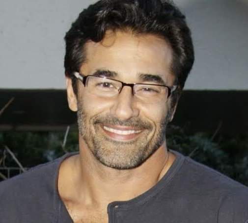 LUCIANO SZAFIR RECEBE ALTA DA UTI APÓS COMPLICAÇÕES DA COVID-19