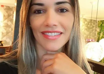 MOTORISTA DE APLICATIVO SE FINGE DE MORTA APÓS SER ESPANCADA POR ASSALTANTES E É JOGADA DA PONTE