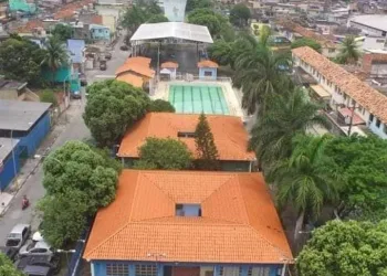 RECEM NASCIDA COM CORDÃO UMBILICAL É ENCONTRADA PROXIMO A VILA OLÍMPICA DE PADRE MIGUEL