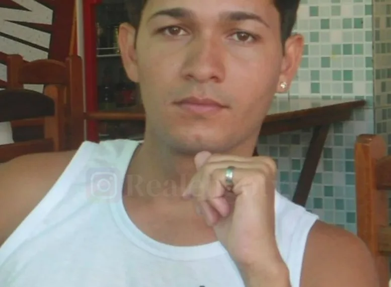 GENILTON, MAIS UMA JOVEM VÍTIMA DA TRAGÉDIA NA AV BRASIL