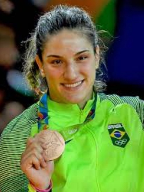Mayra Aguiar conquista bronze no judô na Olimpíada de Tóquio