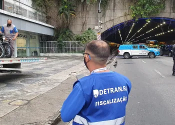 Em ação conjunta, PM e Detran.RJ realizam mais de 300 abordagens