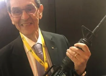 Ex-deputado Roberto Jefferson é preso em operação da PF