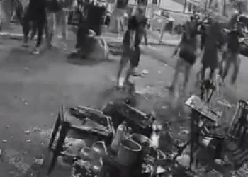 Vídeo mostra momento em que guarda municipal atira e mata PM em Nilópolis