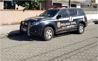 Policial é preso após enviar mensagens impróprias para garoto de 12 anos