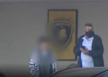 Filho mata pai para defender a mãe de agressões