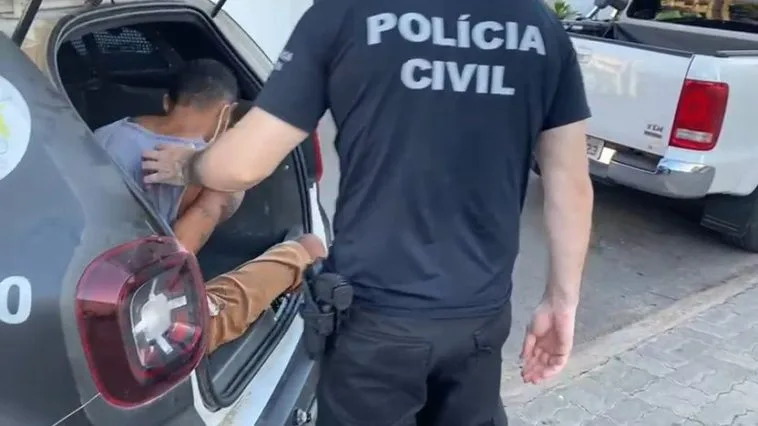 Homem é preso por torturar e obrigar a ex a tomar veneno para formigas