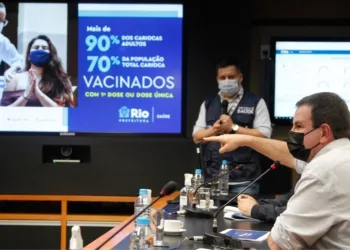 Município conclui vacinação dos adultos contra a Covid-19 e supera meta da campanha