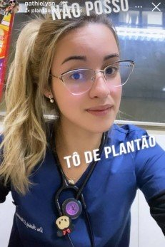 Falsa médica presa postava elogios a seu trabalho e falsa rotina: ‘Nada mais motivador do que alguém reconhecer seu potencial’