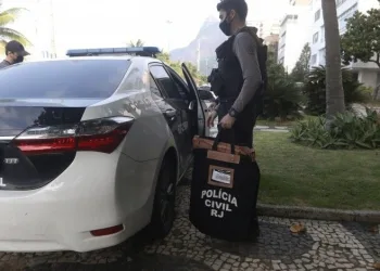 Operação mira empresa de transportes que lava dinheiro de contrabando de cigarros