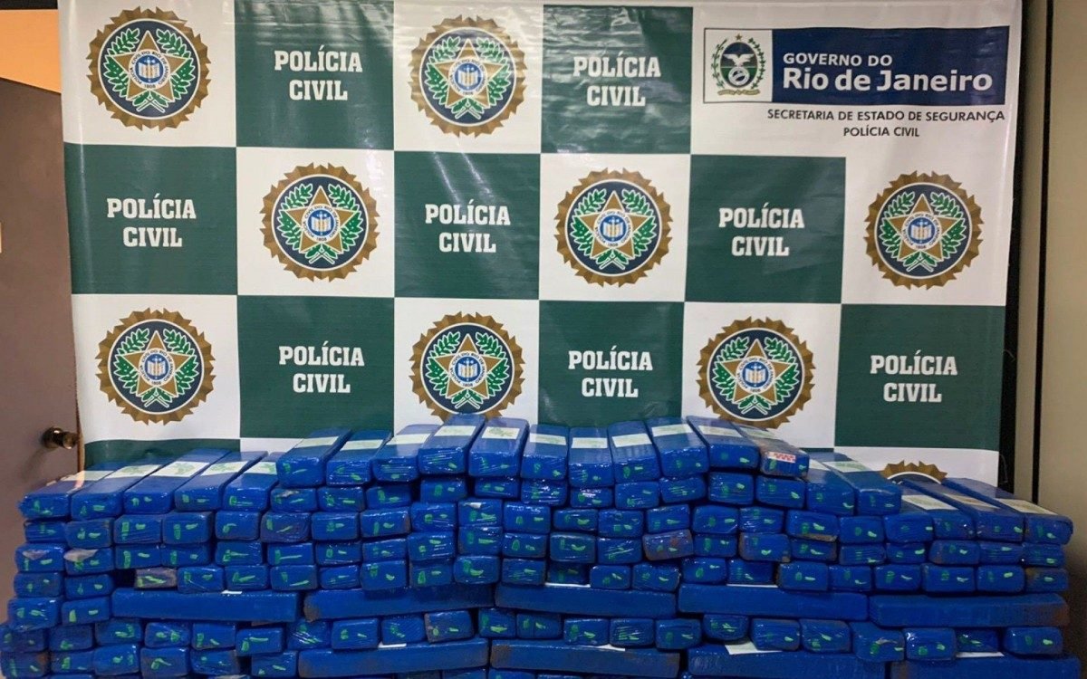 Motorista de caminhão é preso na Avenida Brasil transportando drogas do Sul do país para o Rio