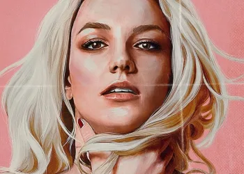 Britney Spears posta fotos completamente nua em viagem com o noivo