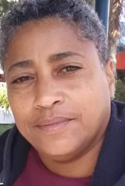 MULHER MORRE APÓS SER QUEIMADA POR COMPANHEIRA ENQUANTO DORMIA NO RIO