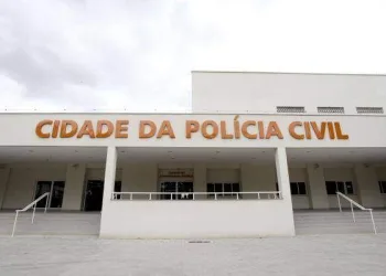 Homem procura delegacia e registra BO após ser removido de grupo de WhatsApp