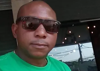 MORRE POLICIAL BALEADO NA CABEÇA NO RIO