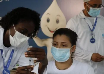 Observatório Covid-19 mostra queda de 42,6% em óbitos