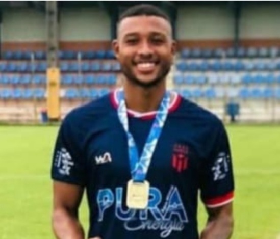Jogador de futebol é assassinado no RJ