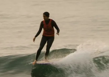 CARIOCA FICA EM 3°EM CAMPEONATO MUNDIAL DE SURF