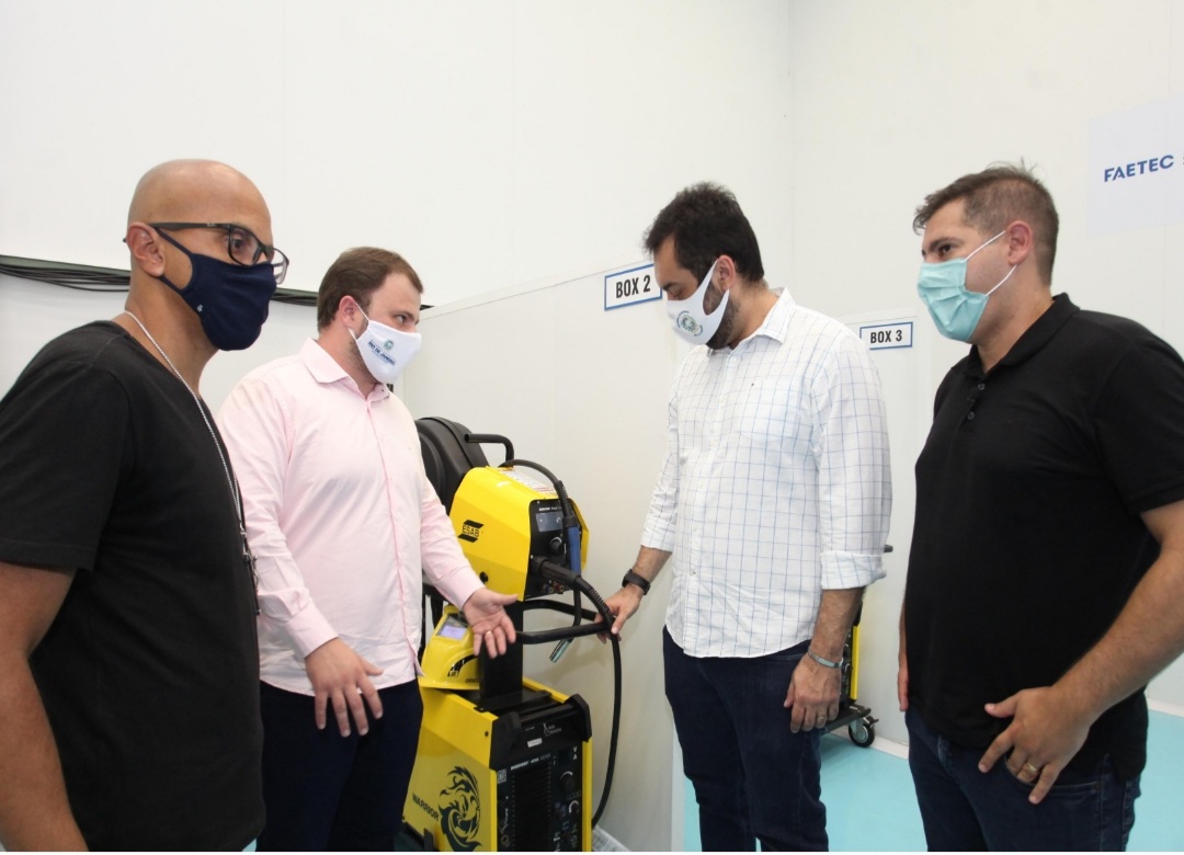 Governador Cláudio Castro inaugura Faetec na Zona Oeste