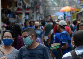 Estado do Rio de Janeiro flexibilizará uso de máscara em local aberto