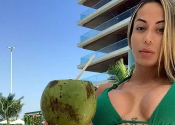 Caso Kevin: Modelo fitness que estava em quarto e mudou versão pode ser conduzida a depor, diz MP