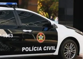 Polícia apura queda de criança do 3º andar em prédio na zona oeste