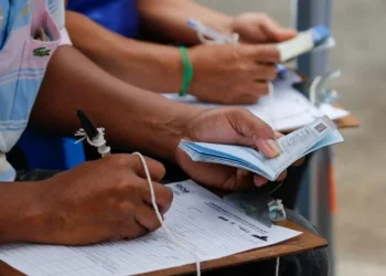 Mais 725 vagas de emprego são captadas pela Prefeitura do Rio