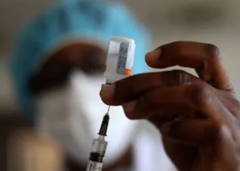 Covid-19: Vacinação retorna nesta terça-feira. Confira quem pode ser imunizado
