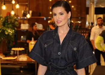Camila deixa recado após fim de contrato com a Globo.  Leia