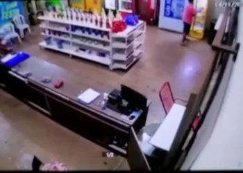 Vídeo mostra execução de dono de bar com 11 tiros em 5 segundos