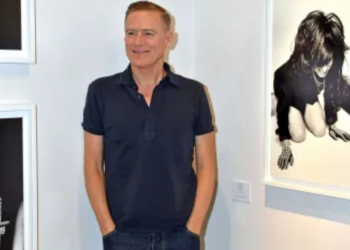 Cantor Bryan Adams é testado positivo duas vezes para Covid-19 em apenas 1 mês