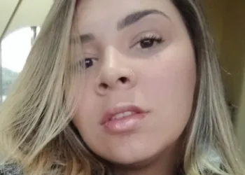 POLICIAL ADMITE QUE ATIROU EM JOVEM APÓS DESCOBRIR TRAIÇÃO