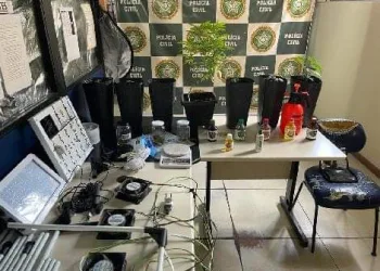 CASAL DE TRAFICANTES SÃO PRESOS EM BARRA DE GUARATIBA