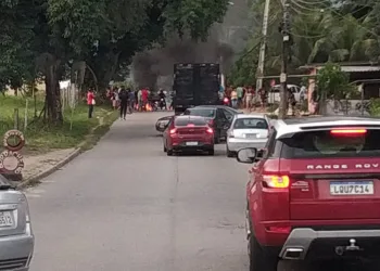 24 HORAS SEM LUZ!! MORADORES PROTESTAM NA REGIÃO
