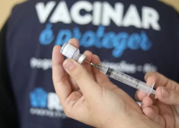 Calendário de vacinação contra a Covid-19 avança na cidade. Confira quem pode ser imunizado