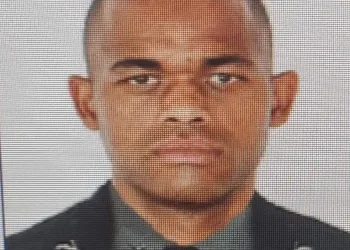 MORRE POLICIAL BALEADO NA AVENIDA BRASIL