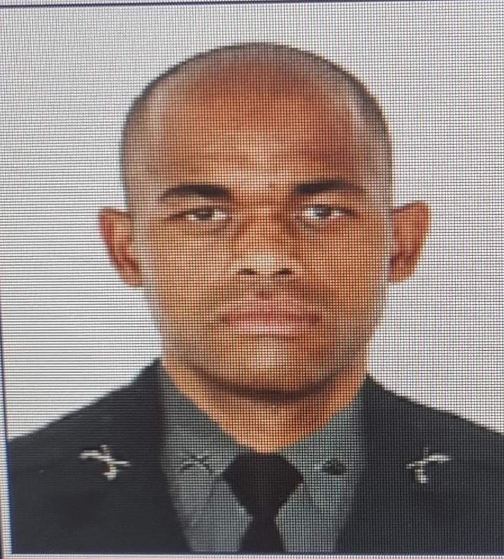 MORRE POLICIAL BALEADO NA AVENIDA BRASIL