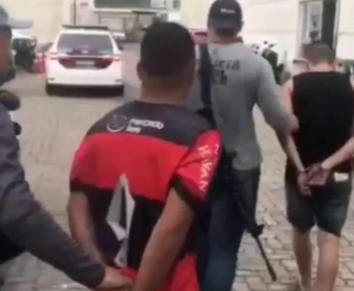 Milicianos são presos após cobrarem taxa de comerciante em Campo Grande