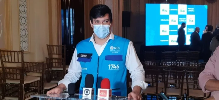 Procon Carioca multa aplicativos de transporte em mais de R$ 8 milhões