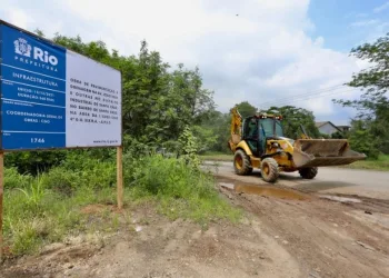 Prefeitura inicia obra de pavimentação e drenagem no Distrito Industrial de Santa Cruz