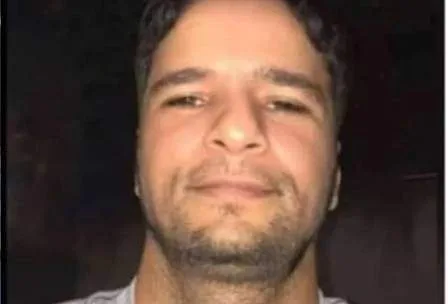 HOMEM QUE MATOU A MULHER E TIOS É ENCONTRADO MORTO NO RJ