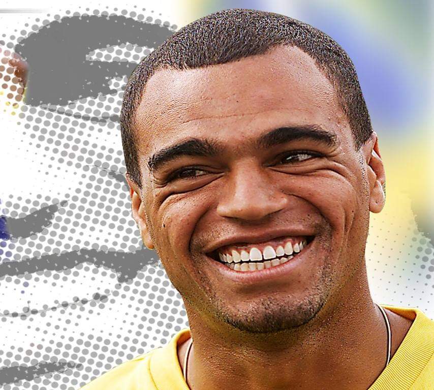 Ex-jogador e comentarista Denilson revela ser vítima de golpe no WhatsApp