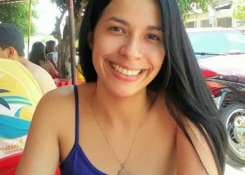 JOVEM FOI BRUTALMENTE ESPANCADA E JOGADA NO MATAGAL POR “NAMORADO” NO RJ