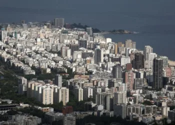 Aproximadamente 100 mil moradores do Rio já pagaram o IPTU de 2022 à vista