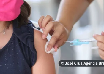 Covid-19: vacinação infantil no Rio será reiniciada na próxima semana