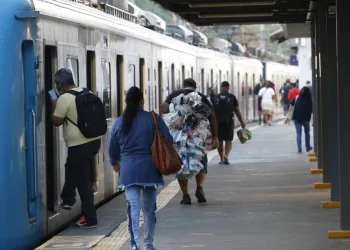 SuperVia anuncia reajuste da tarifa de trem para o dia 21 de março