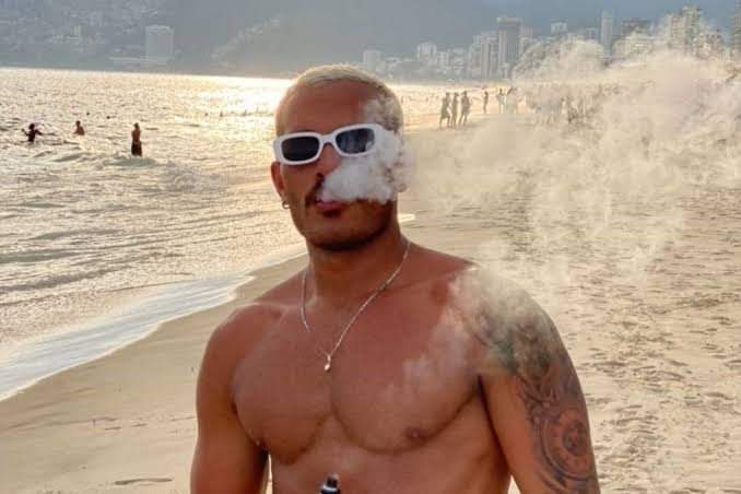 :BANCÁRIO DE 30 ANOS TEM O PULMÃO PERFURADO POR USO DE CIGARRO ELETRÔNICO