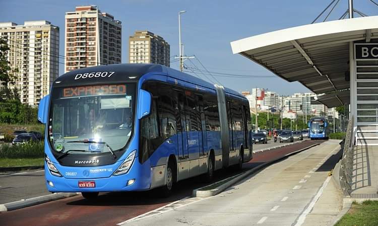 Prefeitura do Rio faz licitação, nesta quarta-feira, para a compra de 307 ônibus que serão utilizados no BRT
