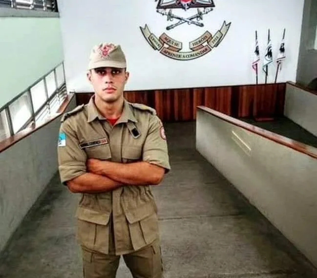 CADETE DO CORPO DE BOMBEIROS MORRE APÓS PASSAR MAL EM TREINAMENTO NO RIO.