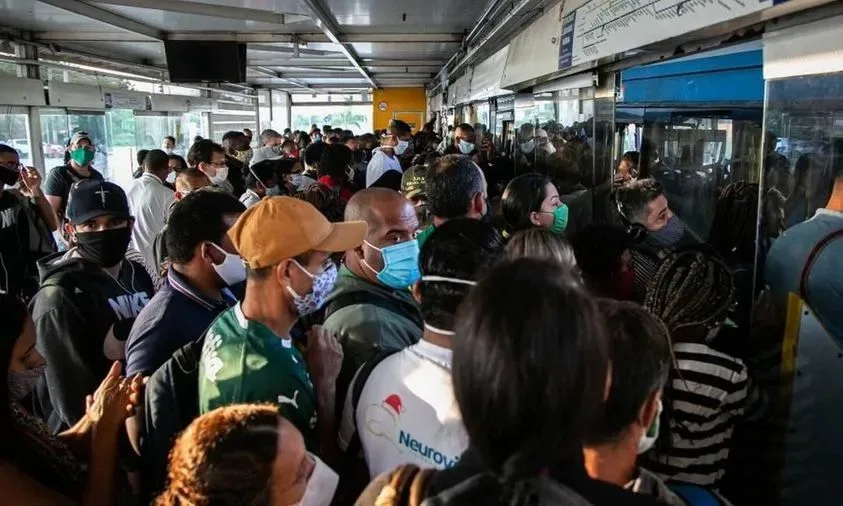 RODOVIÁRIOS DO RIO PLANEJAM PARALISAÇÃO PARA A PRÓXIMA TERÇA-FEIRA (29)